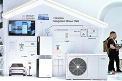 EM-Power Europe 2024 präsentiert eine breite Palette an Lösungen für mehr Digitalisierung und Flexibilisierung<br />
© Solar Promotion GmbH